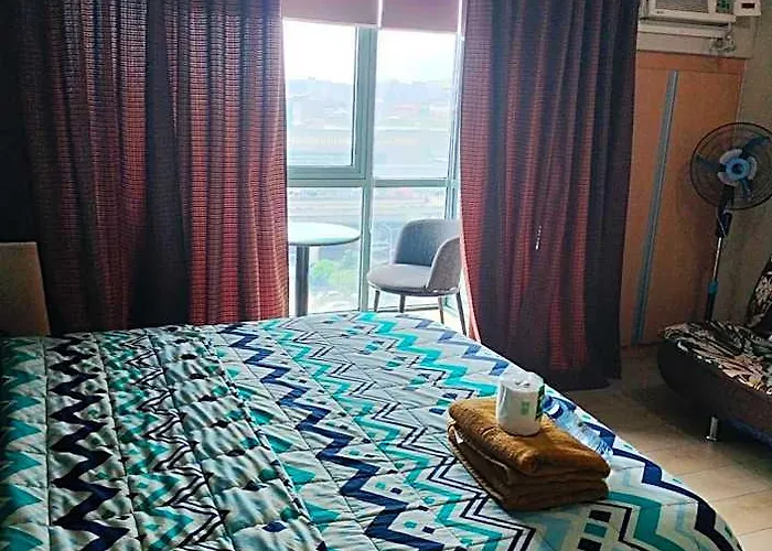 Rqui Condotel Infront Of Naia Terminal 3 3*