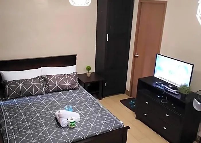 Rqui Condotel Infront Of Naia Terminal 3 3*